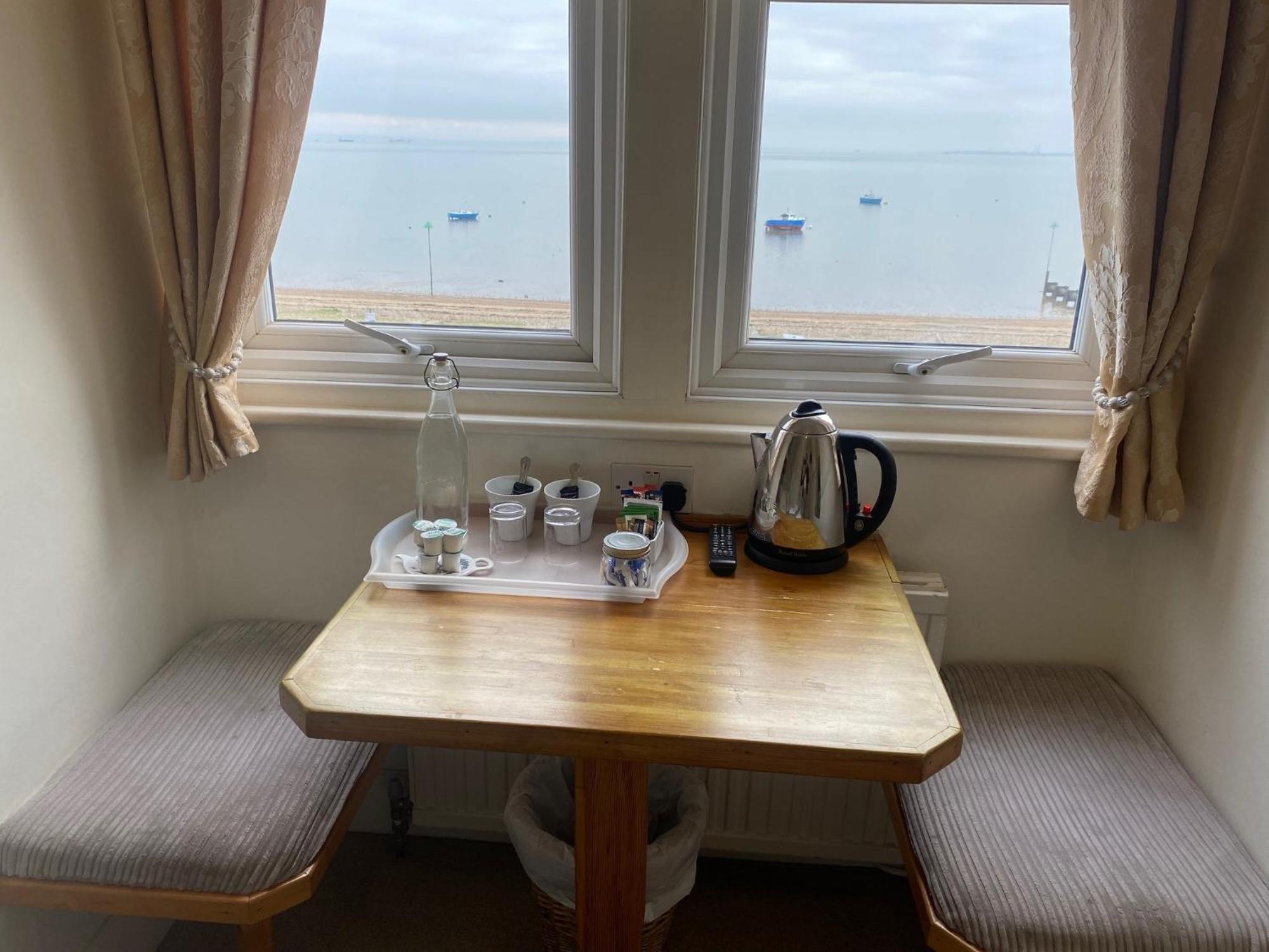 Pebbles Guest House Southend-on-Sea Quarto foto