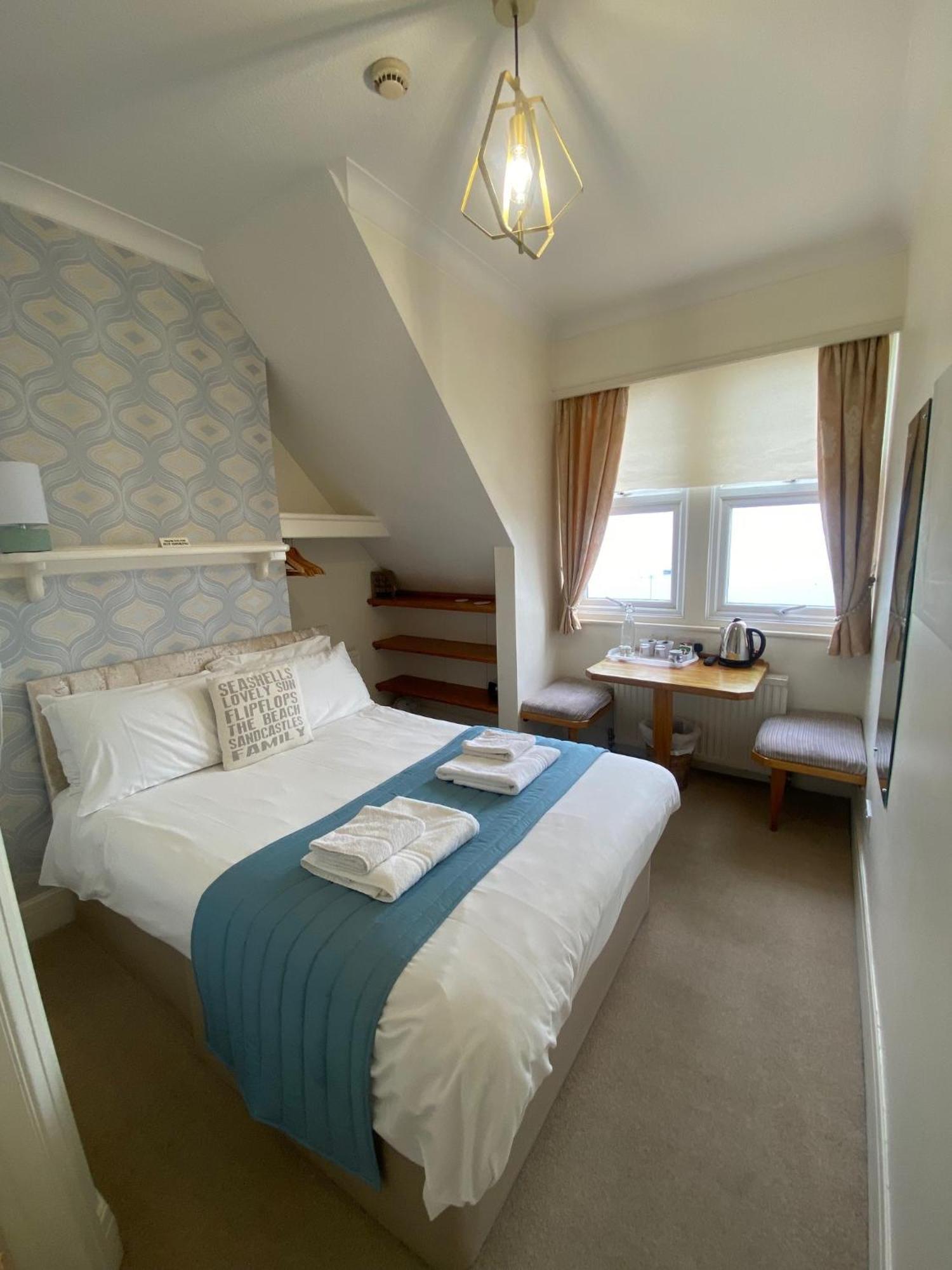 Pebbles Guest House Southend-on-Sea Quarto foto