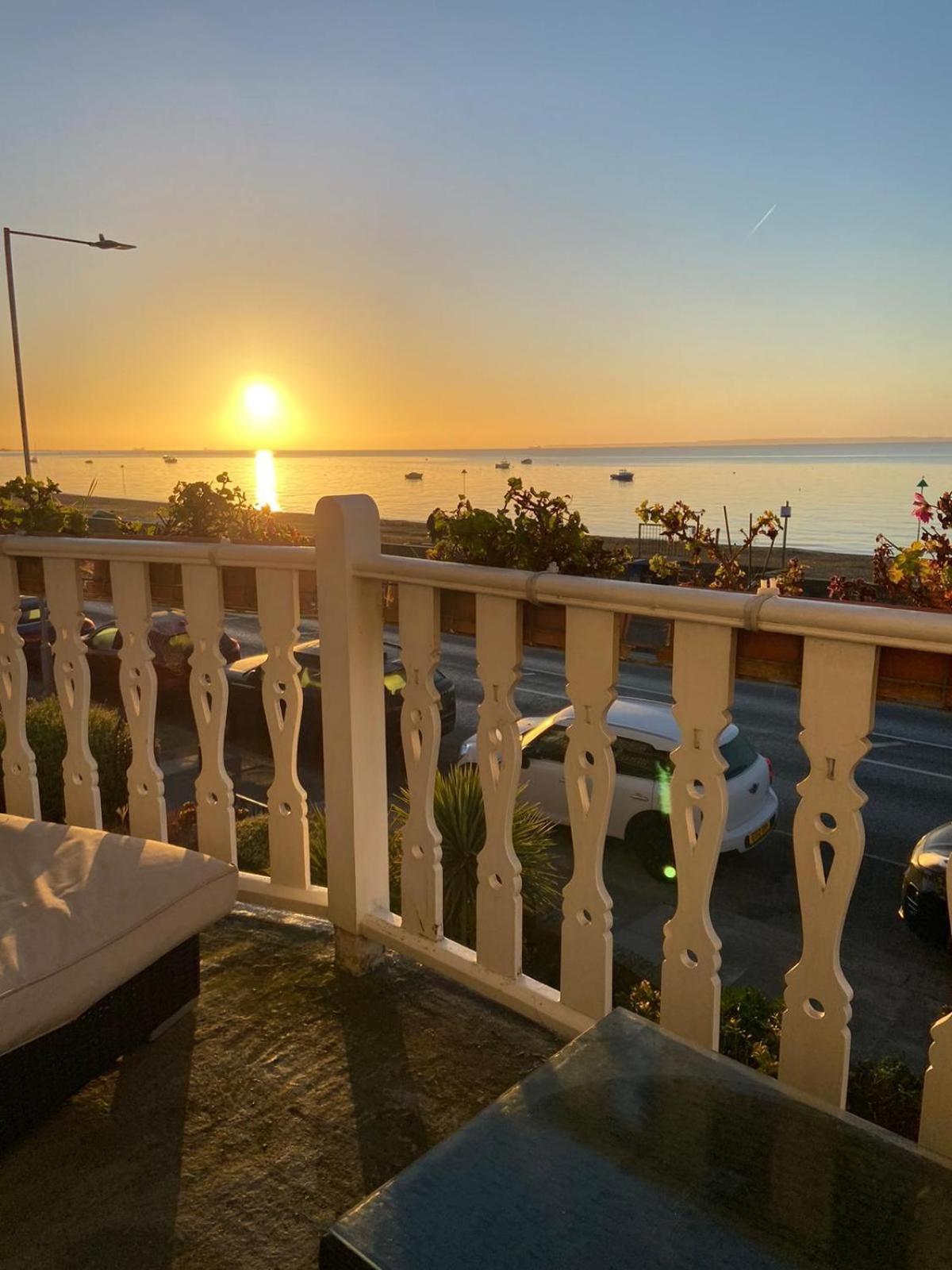 Pebbles Guest House Southend-on-Sea Quarto foto